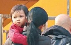 һλ�й�ĸ�׵Ľ��ǣ�����ͷ����Ů��ʵ��̫�������ˡ���